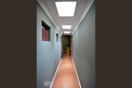 Casa à venda com 110m², 2 quartos e 1 vagaCorredor