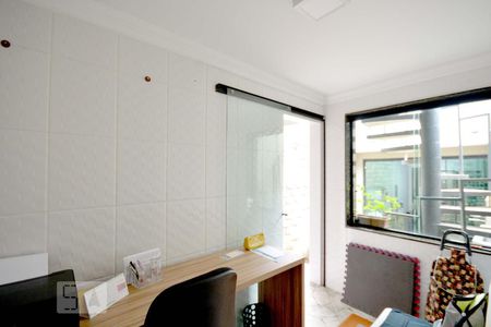 Casa à venda com 110m², 2 quartos e 1 vagaQuarto 3 Fundos