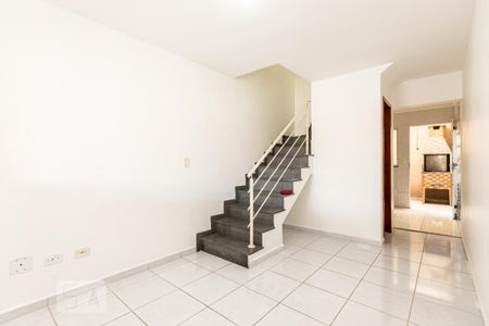 Sala de casa de condomínio à venda com 2 quartos, 60m² em Parada Xv de Novembro, São Paulo