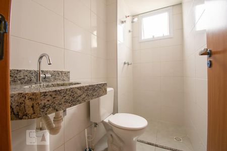 Banheiro de apartamento à venda com 2 quartos, 44m² em Jardim Iris, São Paulo