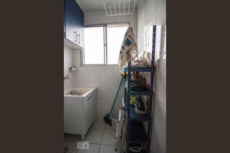 Apartamento à venda com 60m², 2 quartos e 1 vagaÁrea de Serviço