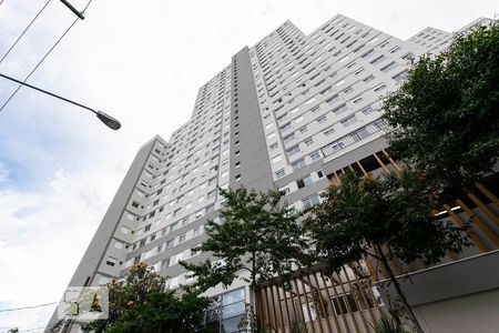 Apartamento à venda com 34m², 2 quartos e sem vaga Apartamento à venda com 34m², 2 quartos e sem vagaFachada