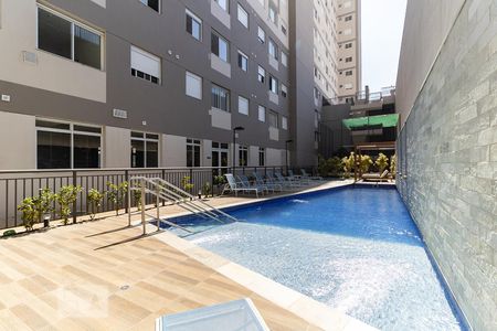 Apartamento à venda com 34m², 2 quartos e sem vaga Apartamento à venda com 34m², 2 quartos e sem vagaPiscina