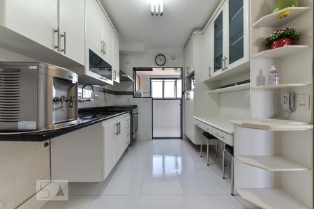 Apartamento à venda com 113m², 3 quartos e 2 vagasCozinha