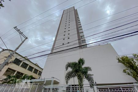 Apartamento para alugar com 63m², 2 quartos e 1 vagaFachada