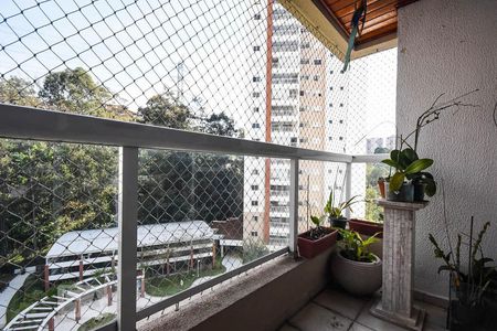 Varanda de apartamento à venda com 4 quartos, 109m² em Vila Andrade, São Paulo