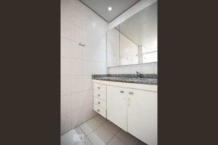 Apartamento para alugar com 109m², 4 quartos e 2 vagasBanheiro suíte