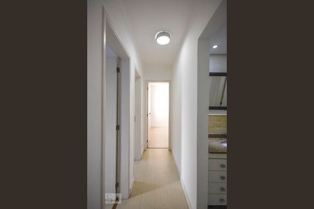 Apartamento para alugar com 109m², 4 quartos e 2 vagasCorredor