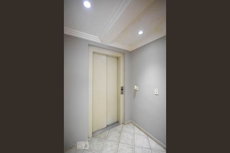 Apartamento para alugar com 109m², 4 quartos e 2 vagasHall do elevador