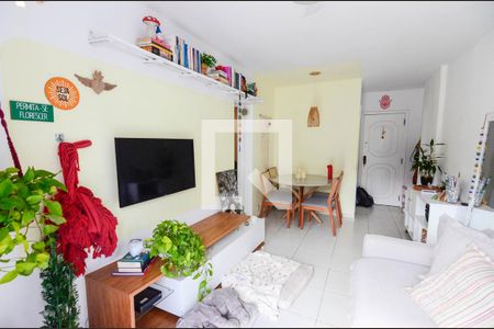 Sala de apartamento para alugar com 2 quartos, 58m² em Vila Isabel, Rio de Janeiro