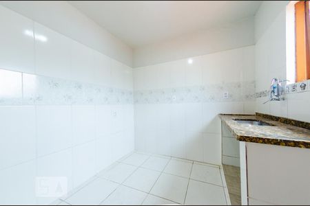 Cozinha de casa para alugar com 2 quartos, 70m² em Caiçaras, Belo Horizonte