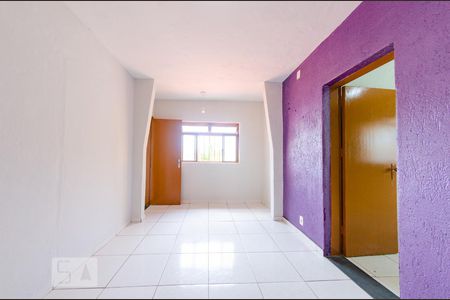 Sala de casa para alugar com 2 quartos, 70m² em Caiçaras, Belo Horizonte