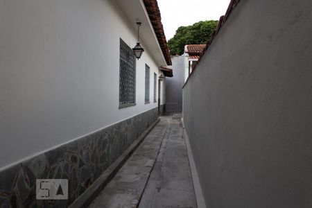 Casa para alugar com 360m², 4 quartos e 2 vagas Casa para alugar com 360m², 4 quartos e 2 vagasÁrea Externa