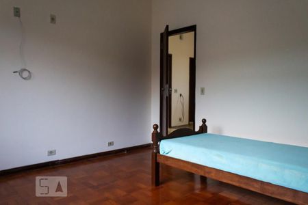 Casa para alugar com 360m², 4 quartos e 2 vagas Casa para alugar com 360m², 4 quartos e 2 vagasQuarto 2