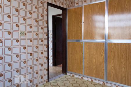 Casa para alugar com 360m², 4 quartos e 2 vagas Casa para alugar com 360m², 4 quartos e 2 vagasCozinha