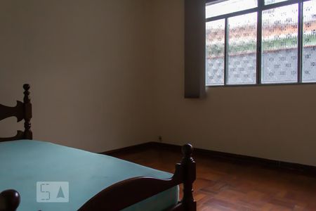 Casa para alugar com 360m², 4 quartos e 2 vagas Casa para alugar com 360m², 4 quartos e 2 vagasQuarto 2
