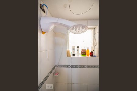 Chuveiro de apartamento para alugar com 1 quarto, 49m² em Centro Histórico, Porto Alegre