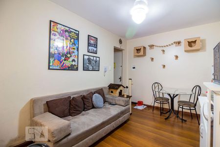 Sala de apartamento para alugar com 1 quarto, 49m² em Centro Histórico, Porto Alegre