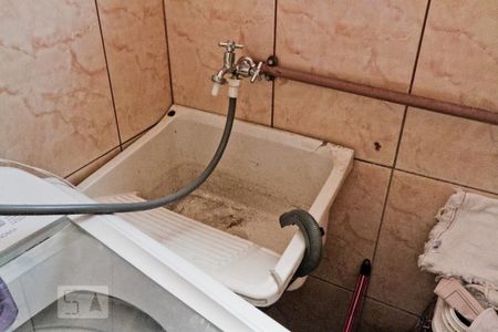 Casa à venda com 360m², 6 quartos e 4 vagasCasa 3 - Área de serviço