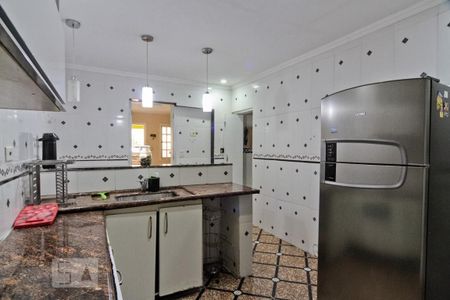Casa à venda com 360m², 6 quartos e 4 vagasCasa 3 - Cozinha