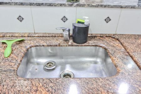 Casa à venda com 360m², 6 quartos e 4 vagasCasa 3 - Cozinha