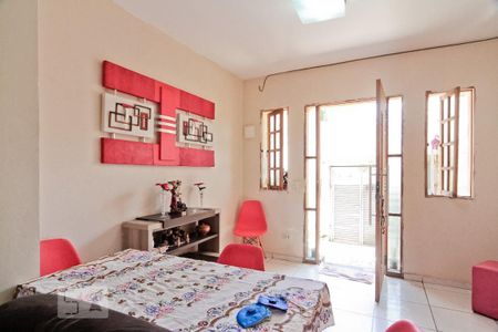 Casa à venda com 360m², 6 quartos e 4 vagasCasa 2 - Sala