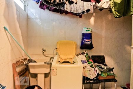 Casa à venda com 360m², 6 quartos e 4 vagasCasa 2 - Área de serviço