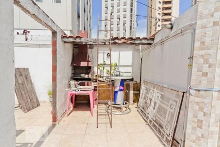 Casa à venda com 360m², 6 quartos e 4 vagasCasa 3 - Área externa