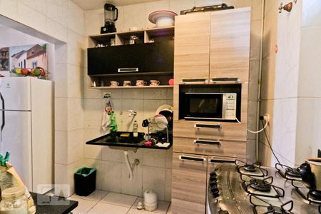 Casa à venda com 360m², 6 quartos e 4 vagasCasa 2 - Cozinha