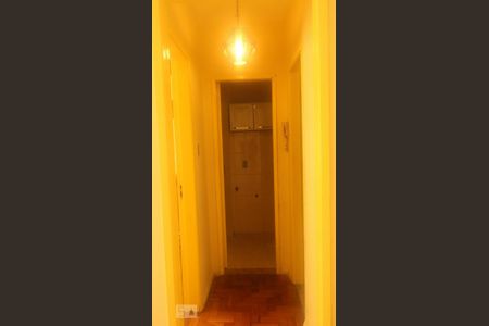 Corredor  da Sala  de apartamento à venda com 1 quarto, 58m² em Ingá, Niterói