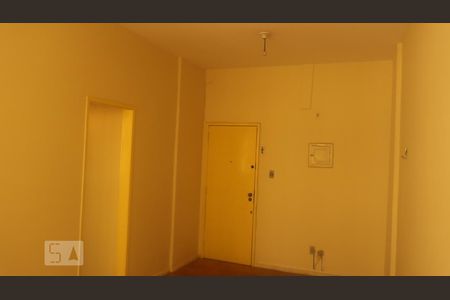 Sala de apartamento para alugar com 1 quarto, 58m² em Ingá, Niterói