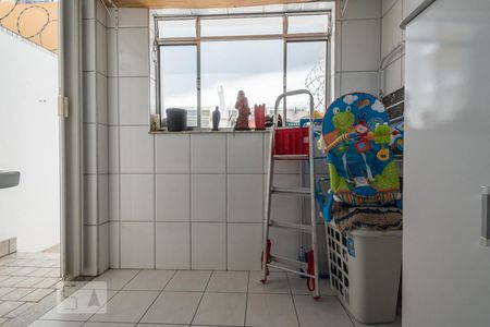 Casa para alugar com 105m², 2 quartos e 1 vagaÁrea de Serviço
