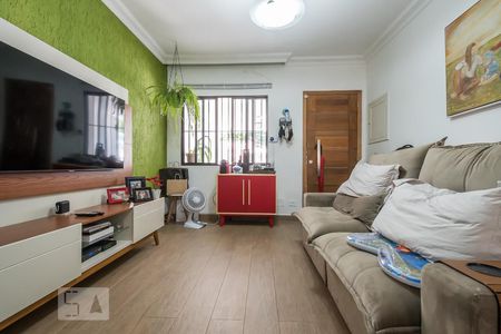 Sala de casa para alugar com 2 quartos, 105m² em Vila Alexandria, São Paulo
