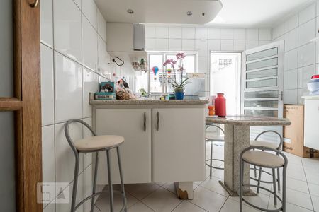 Casa para alugar com 105m², 2 quartos e 1 vagaCozinha