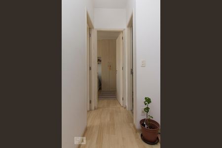 Corredor de apartamento à venda com 2 quartos, 60m² em Pompeia, São Paulo