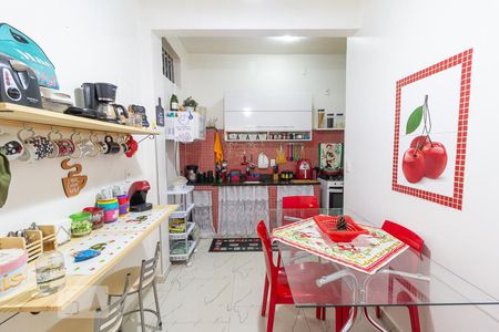 Apartamento à venda com 42m², 2 quartos e 1 vagaCozinha