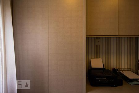 Apartamento à venda com 198m², 3 quartos e 4 vagasEscritório