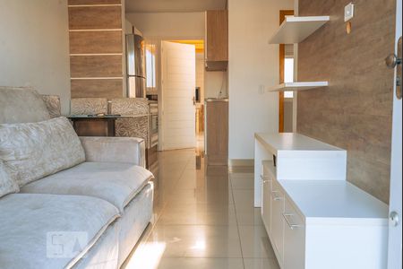Sala de casa para alugar com 2 quartos, 78m² em Olaria, Canoas