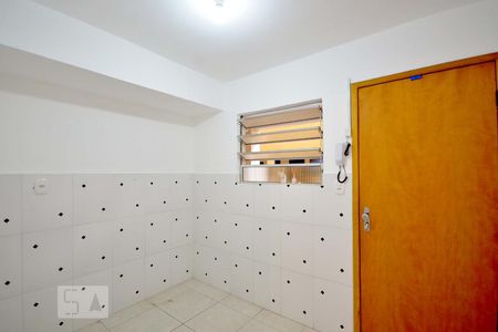 Sala de kitnet/studio para alugar com 1 quarto, 35m² em Aclimação, São Paulo