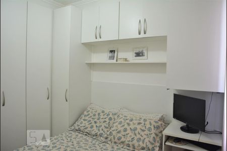 Quarto 1 de apartamento para alugar com 2 quartos, 52m² em Taquara, Rio de Janeiro