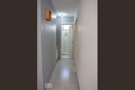 Corredor de apartamento para alugar com 2 quartos, 52m² em Taquara, Rio de Janeiro