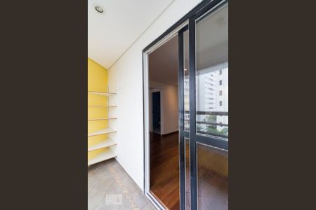 Apartamento para alugar com 55m², 1 quarto e 1 vagavaranda