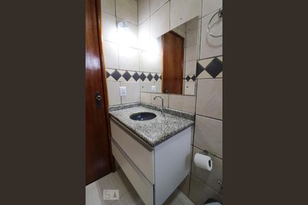 Casa à venda com 160m², 4 quartos e 1 vaga Casa à venda com 160m², 4 quartos e 1 vagaBanheiro da Suíte 3
