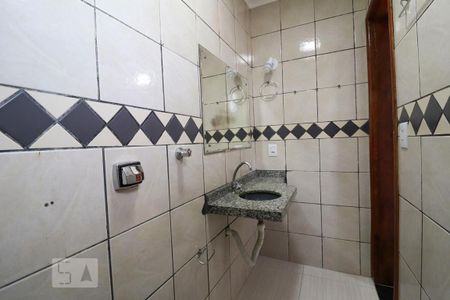 Casa à venda com 160m², 4 quartos e 1 vaga Casa à venda com 160m², 4 quartos e 1 vagaBanheiro da Suíte 2