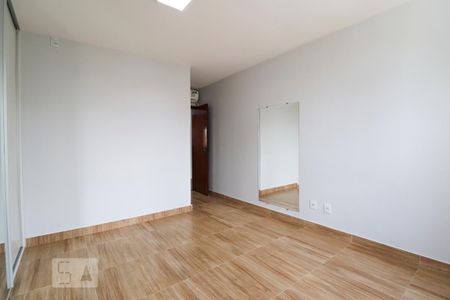 Casa à venda com 160m², 4 quartos e 1 vaga Casa à venda com 160m², 4 quartos e 1 vagaQuarto Suíte 3
