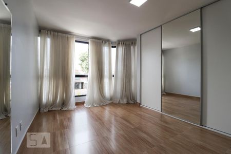 Casa à venda com 160m², 4 quartos e 1 vaga Casa à venda com 160m², 4 quartos e 1 vagaQuarto Suíte 3