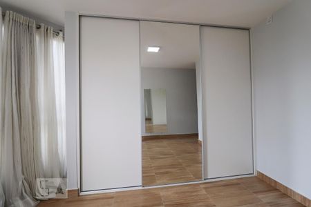 Casa à venda com 160m², 4 quartos e 1 vaga Casa à venda com 160m², 4 quartos e 1 vagaQuarto Suíte 3