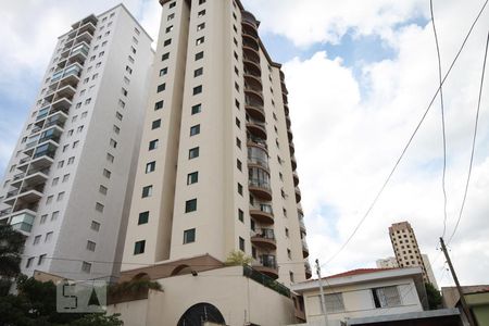 Apartamento à venda com 74m², 3 quartos e 1 vagaFachada