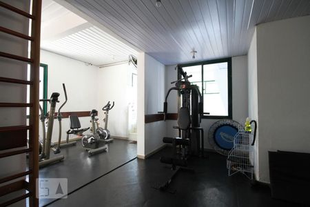 Apartamento à venda com 74m², 3 quartos e 1 vagaAcademia