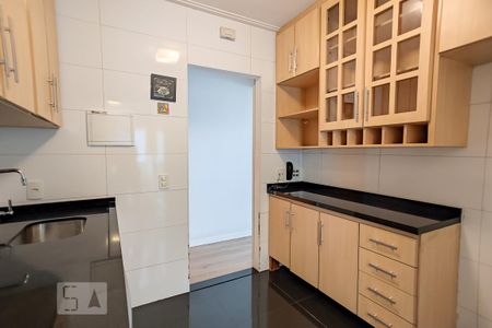 Cozinha de apartamento para alugar com 2 quartos, 73m² em Jaguaré, São Paulo
